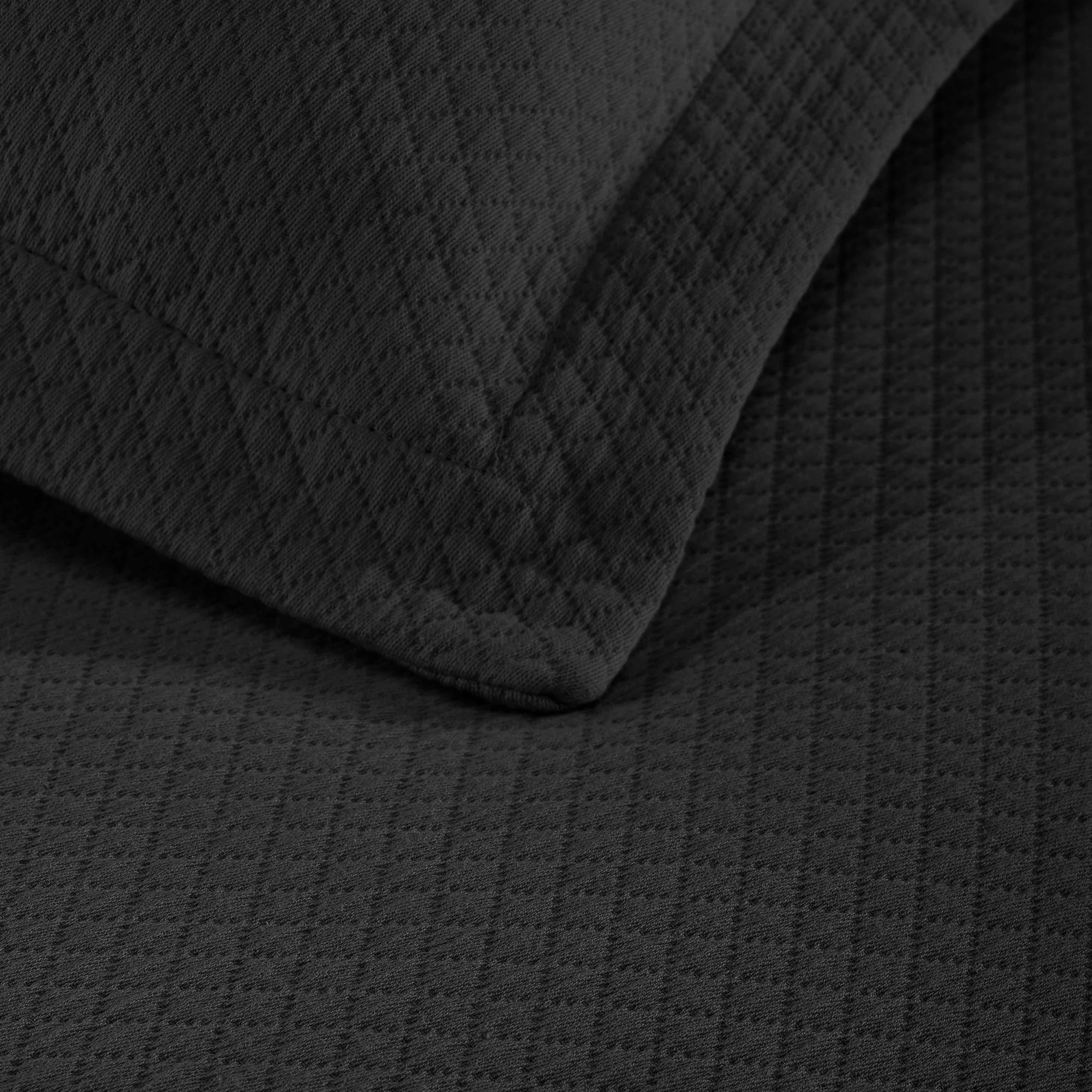 Solitaire Jacquard Matelassé Cotton Diamond Solitaire Bedspread Set