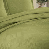 Lightweight Cotton Bedspread Sets 3-Piece Geometric Fret Jacquard Matelassé Scalloped