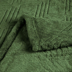 Alaska Diamond Fleece Plush Ultra-Soft Fluffy Blanket