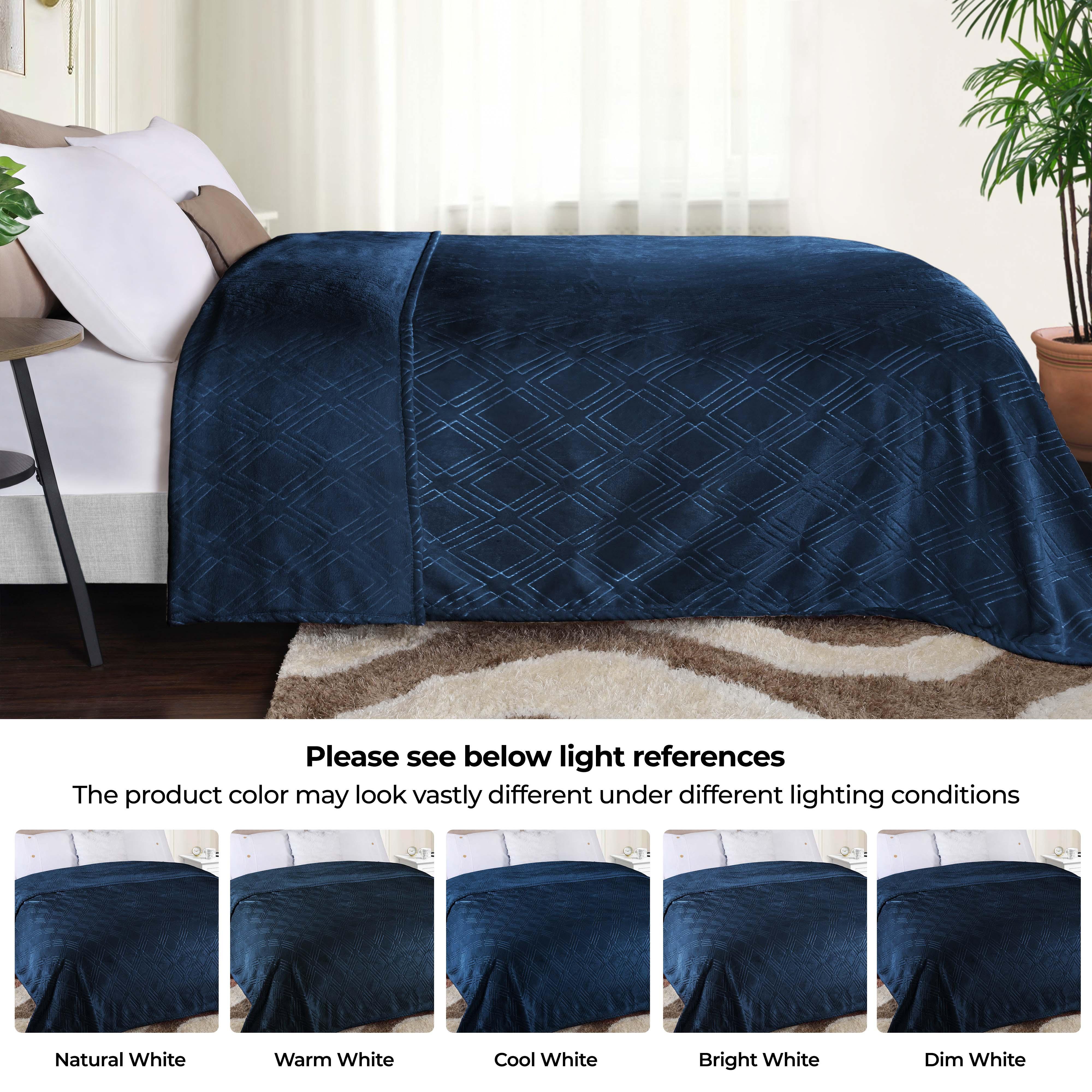 Alaska Diamond Fleece Plush Ultra-Soft Fluffy Blanket