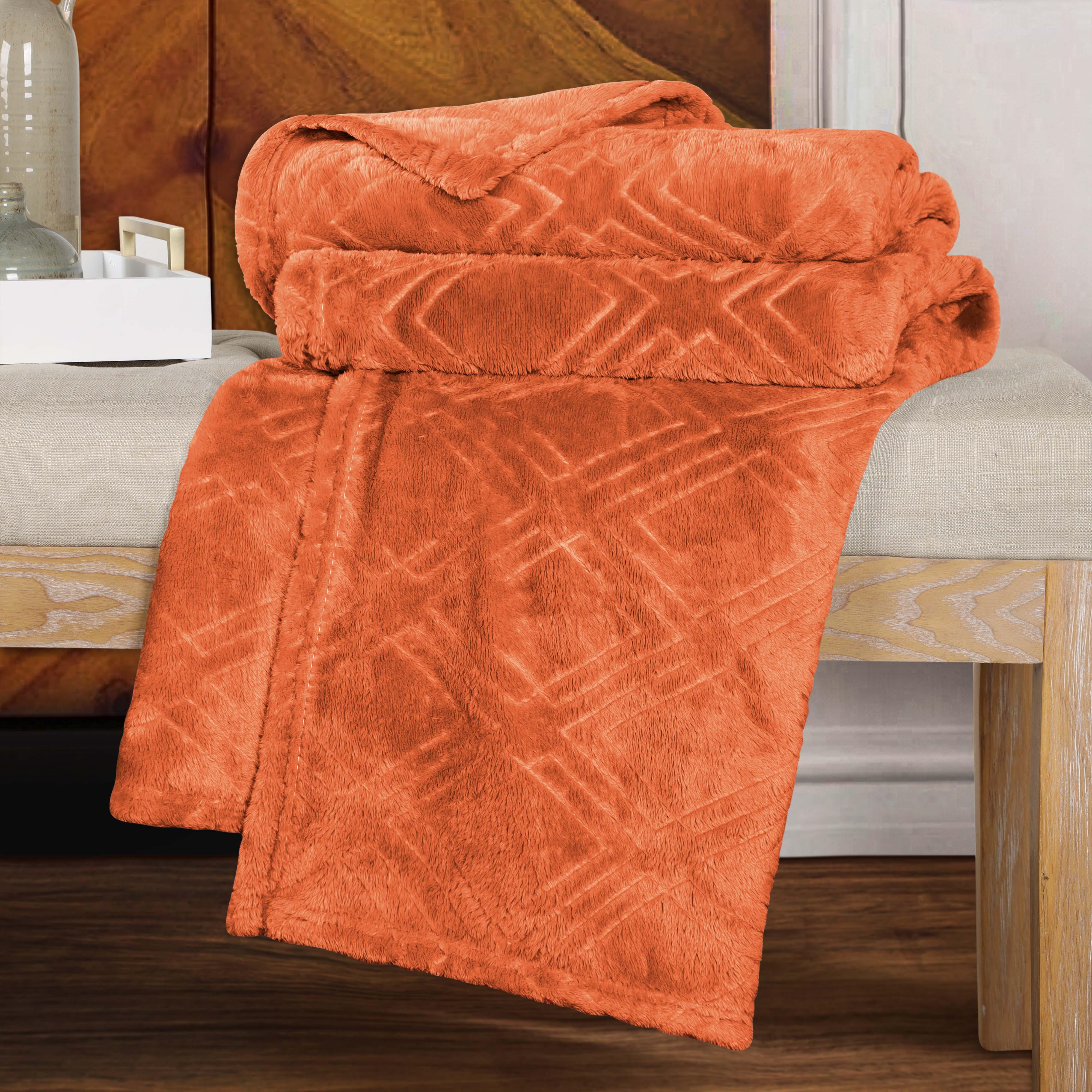 Alaska Diamond Fleece Plush Ultra-Soft Fluffy Blanket