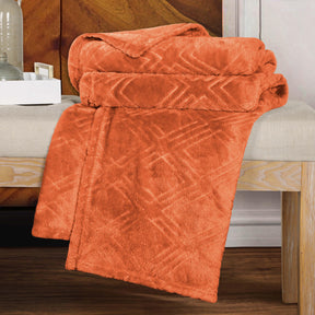 Alaska Diamond Fleece Plush Ultra-Soft Fluffy Blanket