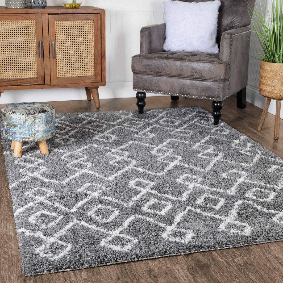 Alia Boho Geometric Diamonds Indoor Plush Shag Area Rug Or Runner Rug