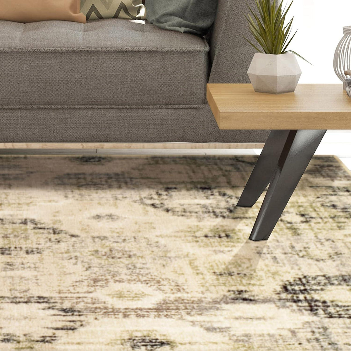 Arabella Distressed Retro Geometric Large Area Rugs or Runner Rug