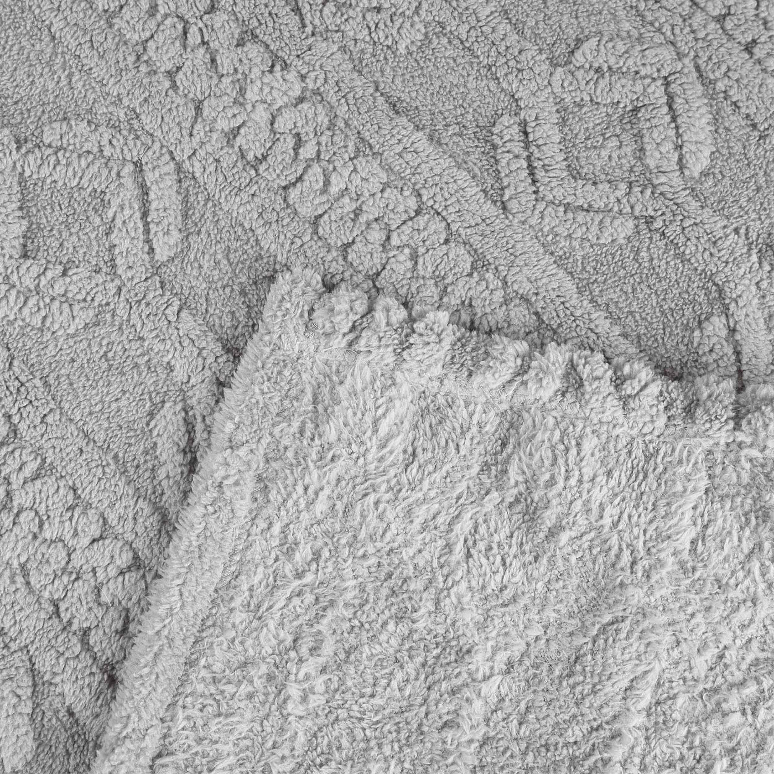 Arctic Boho Knit Jacquard Fleece Plush Medium Weight Fluffy Blanket