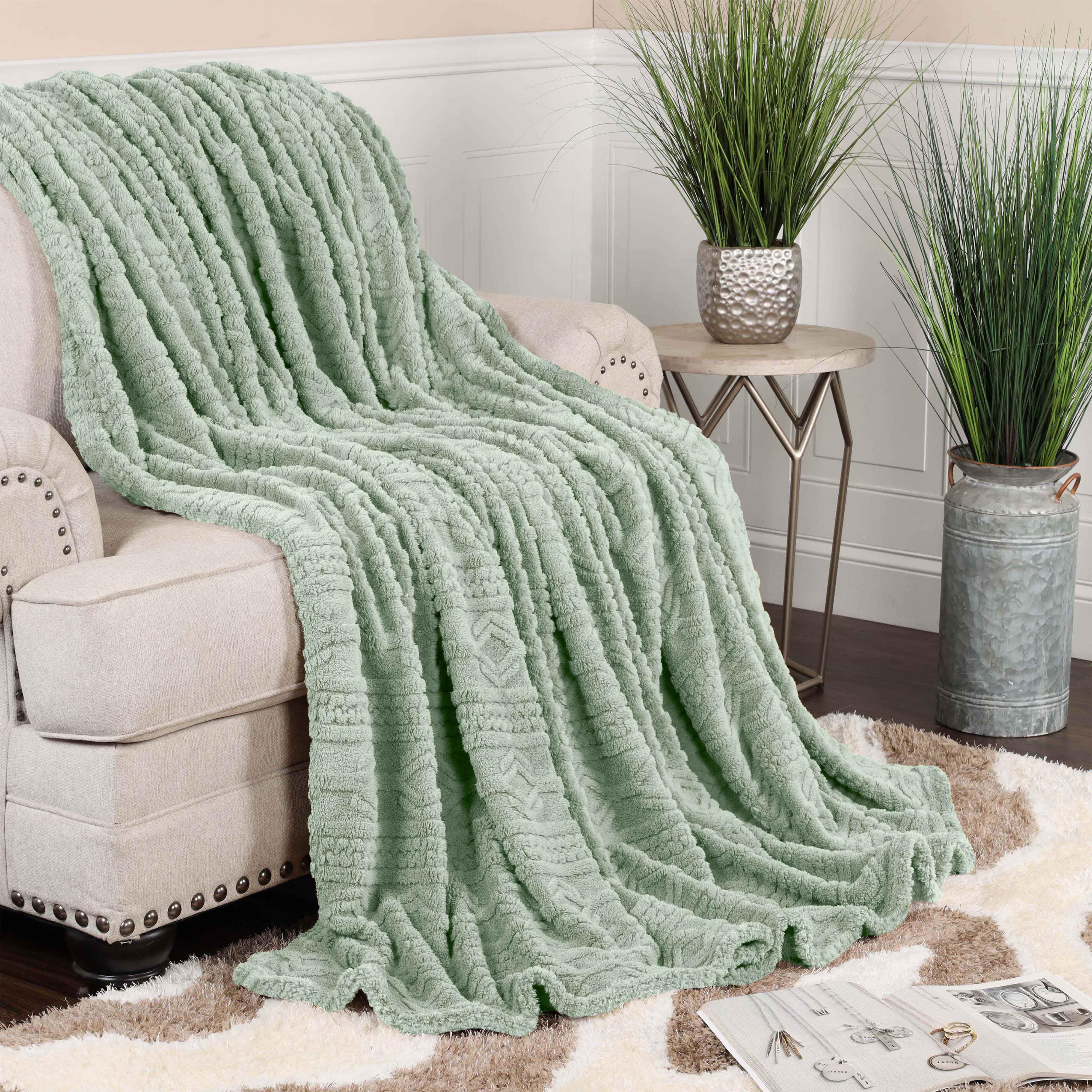 Arctic Boho Knit Jacquard Fleece Plush Medium Weight Fluffy Blanket