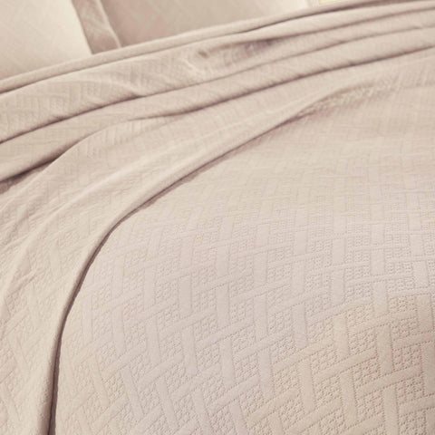 Lightweight Cotton Matelassé Bedspread Set 3-Piece Basketweave Jacquard