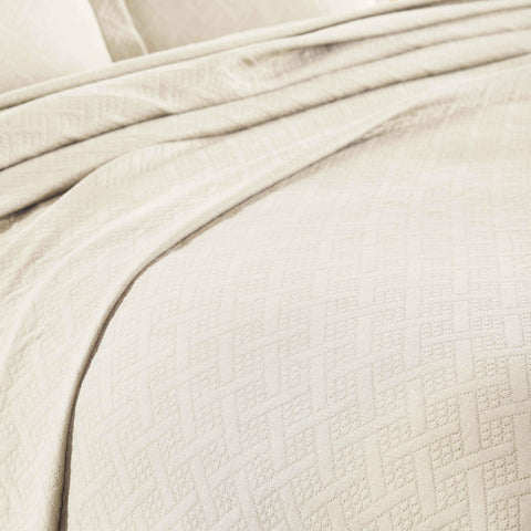 Lightweight Cotton Matelassé Bedspread Set 3-Piece Basketweave Jacquard