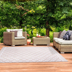Modern Geometric Lattice Indoor Outdoor Area Rug