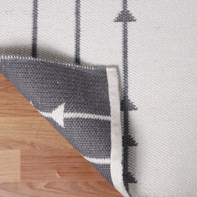 Bohemian Arrow Line Pattern Indoor Outdoor Area Rug