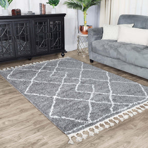 Boho Geometric Diamonds Indoor Plush Shag Area Rug with Tassels
