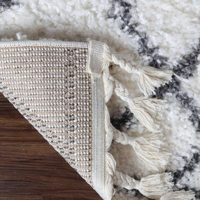 Boho Geometric Diamonds Indoor Plush Shag Area Rug with Tassels