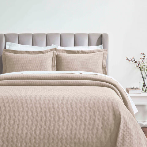 Lightweight Cotton Bedspread Sets 3-Piece Calvert Diamond Matelassé Jacquard