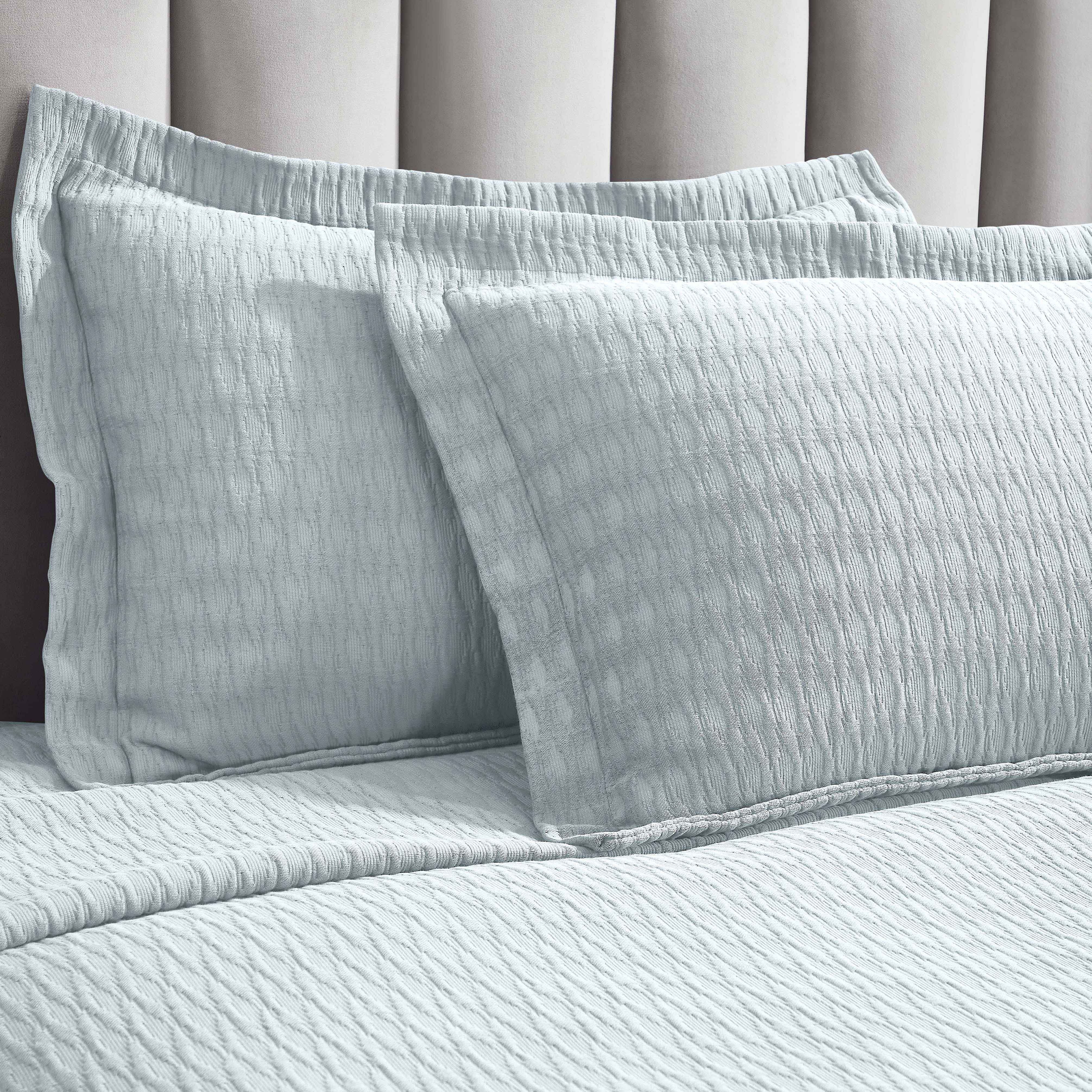 Calvert Cotton Matelasse Weave Diamond Lattice Bedspread Set