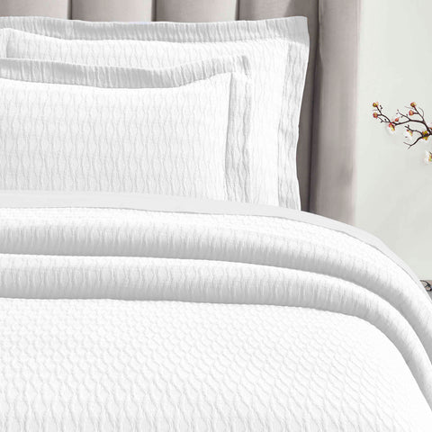 Lightweight Cotton Bedspread Sets 3-Piece Calvert Diamond Matelassé Jacquard