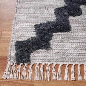 Casual Wool Lattice Fringe Indoor Area or Runner Rug
