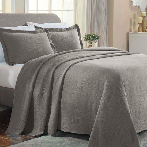Lightweight Cotton Bedspread Sets 3-Piece Celtic Circle Jacquard Matelassé