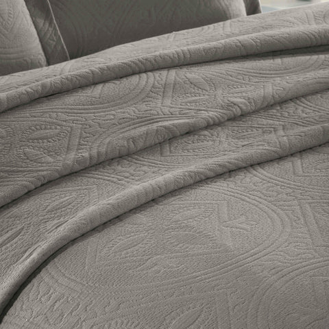 Lightweight Cotton Bedspread Sets 3-Piece Celtic Circle Jacquard Matelassé