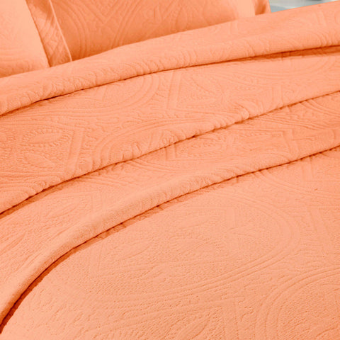 Lightweight Cotton Bedspread Sets 3-Piece Celtic Circle Jacquard Matelassé