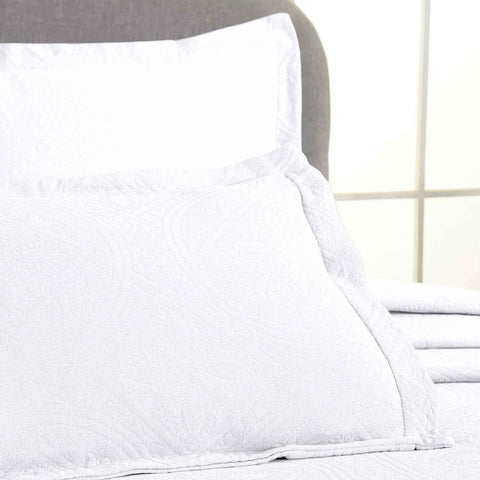 Lightweight Cotton Bedspread Sets 3-Piece Celtic Circle Jacquard Matelassé