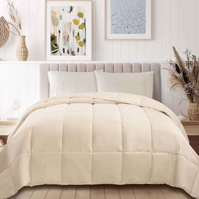 Classic Reversible Medium Weight Down Alternative Microfiber Comforter