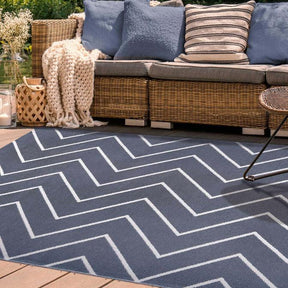 Contemporary Chevron Zig-Zag Indoor Outdoor Area Rug