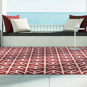 Contemporary Geometric Arrow Pattern Indoor/ Outdoor Area Rug