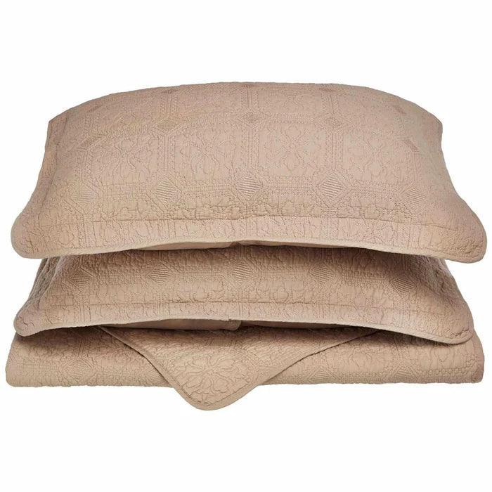 Corrington Fine Stitch Cotton Quilt Set
