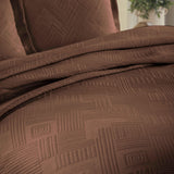 Lightweight Cotton Bedspread Sets 3-Piece Geometric Fret Jacquard Matelassé Scalloped
