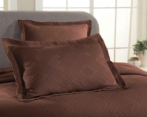 Cotton Jacquard Matelassé Scalloped Geometric Fret Bedspread Set