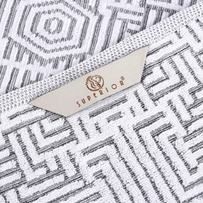 Cotton Modern Geometric Jacquard Plush Absorbent 3-Piece Towel Set