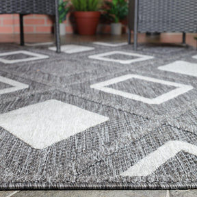 Daelyn Diamond Lattice Area Rug Modern Indoor Outdoor Rugs