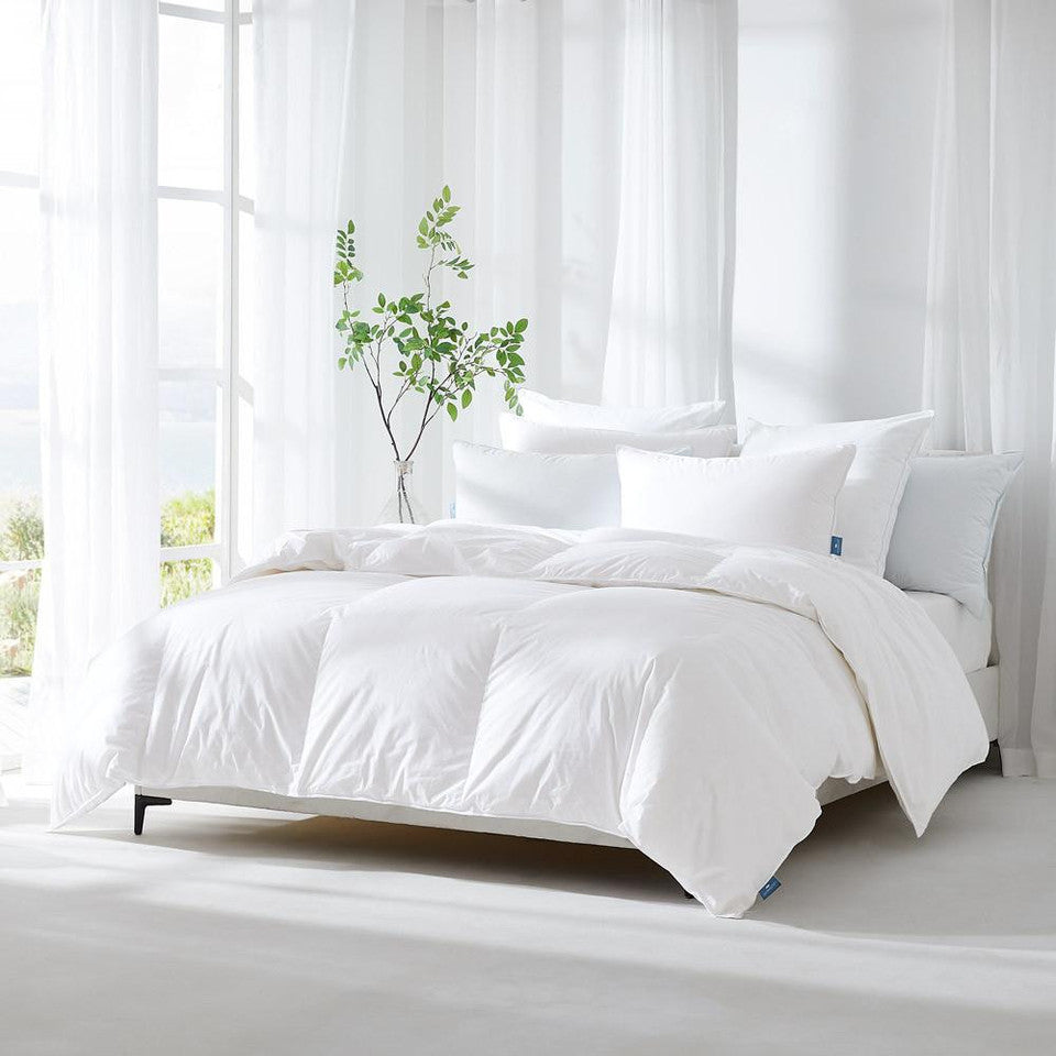 Luxury Bridal Comforter - 800 FP White Goose Down - German Milled Fabric (Hypoallergenic + RDS)