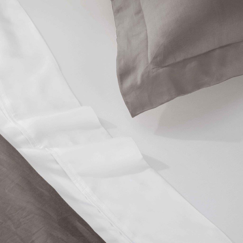 Egyptian Cotton 400 Thread Count Solid Luxury Duvet Cover Set