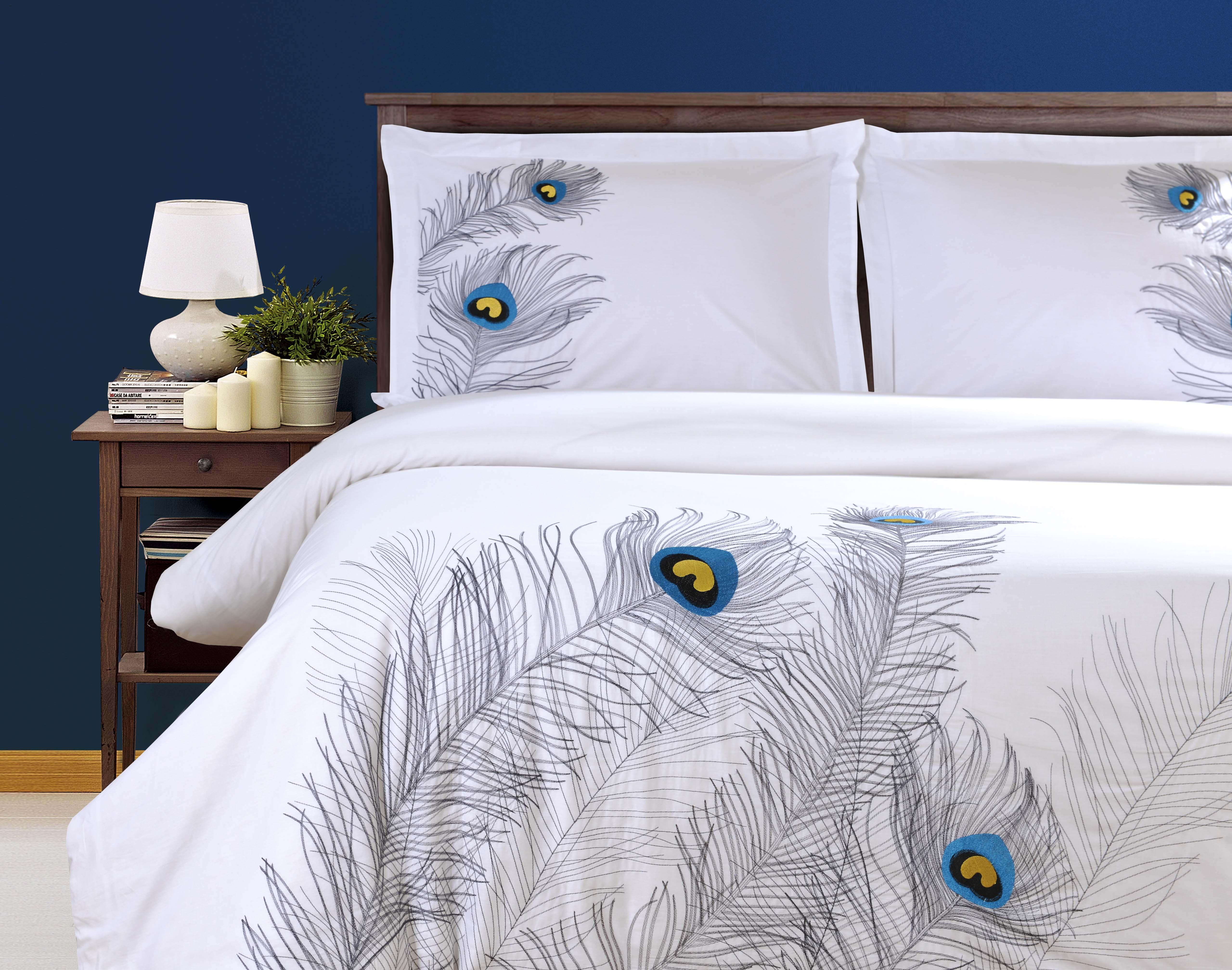 Embroidered Peacock Cotton Duvet Cover Set