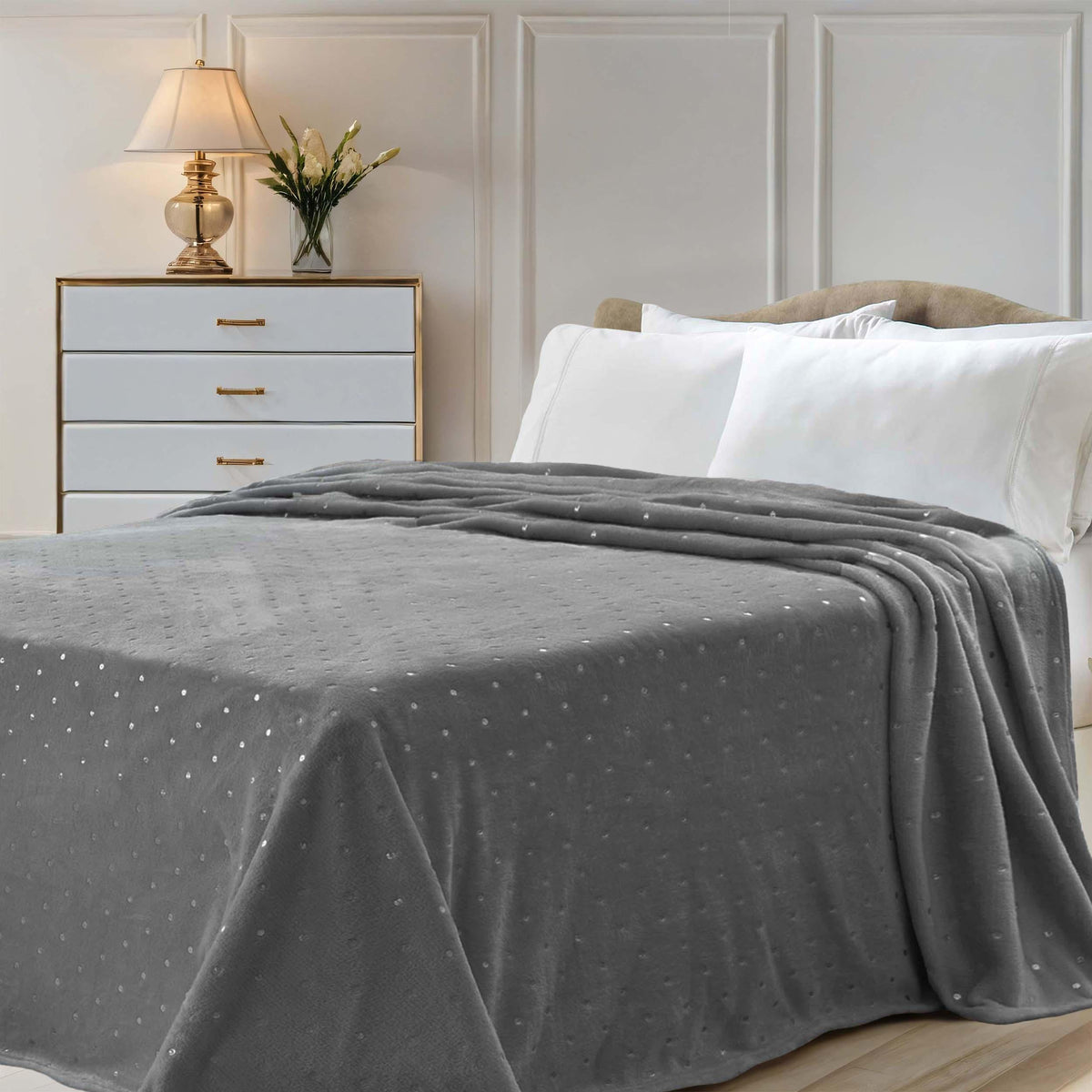 Fleece Plush Medium Weight Fluffy Soft Decorative Polka Dot Blanket
