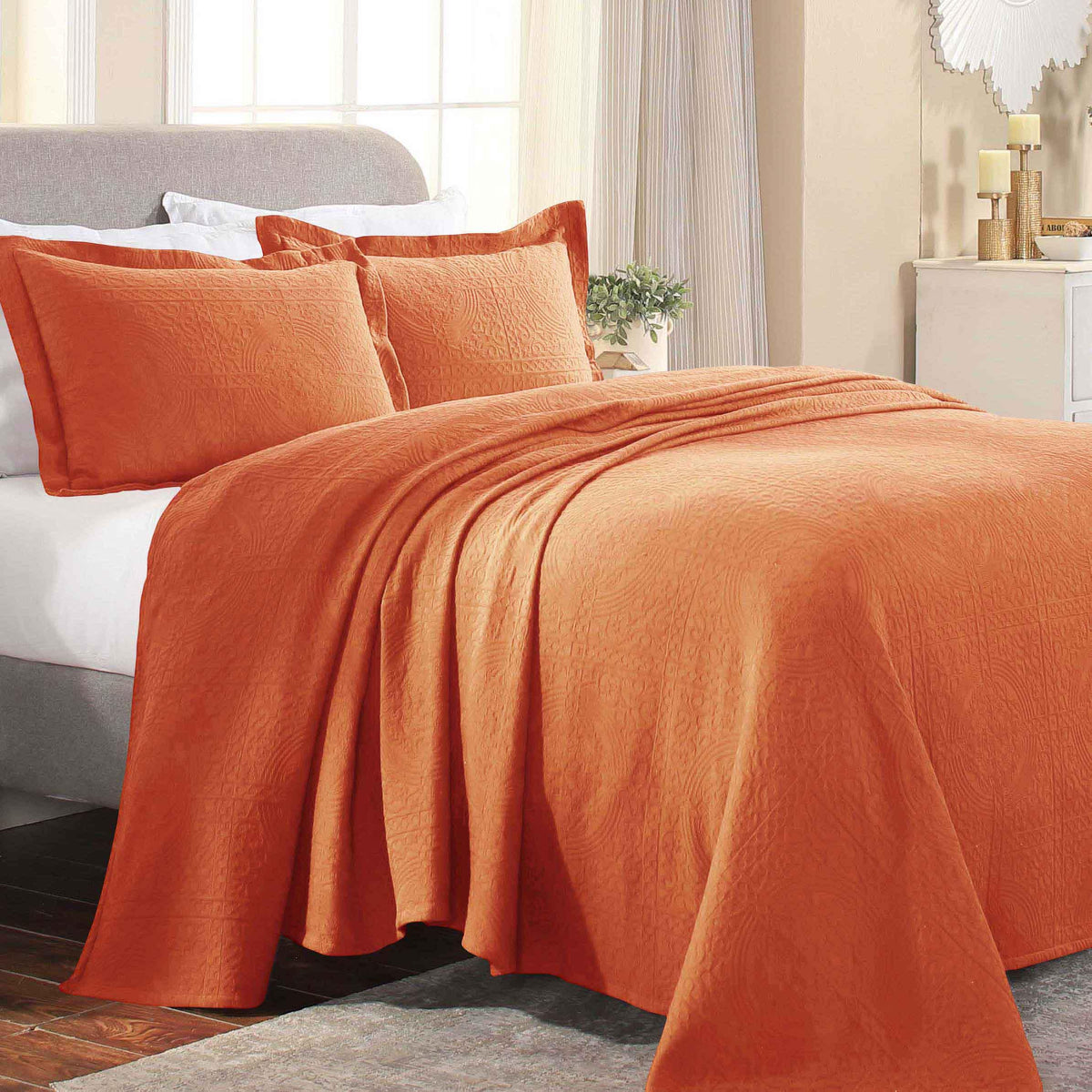 Fleur De Lis Jacquard Matelassé Cotton Medallion Bedspread Set