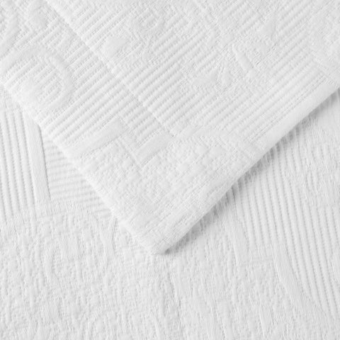 Florin Cotton Matelasse Weave Jacquard Scroll Medallion Bedspread Set