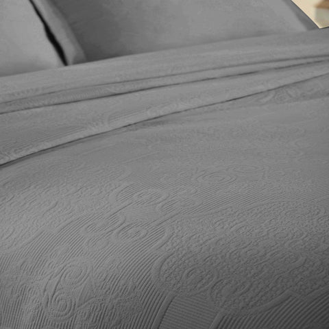 Florin Cotton Matelasse Weave Jacquard Scroll Medallion Bedspread Set