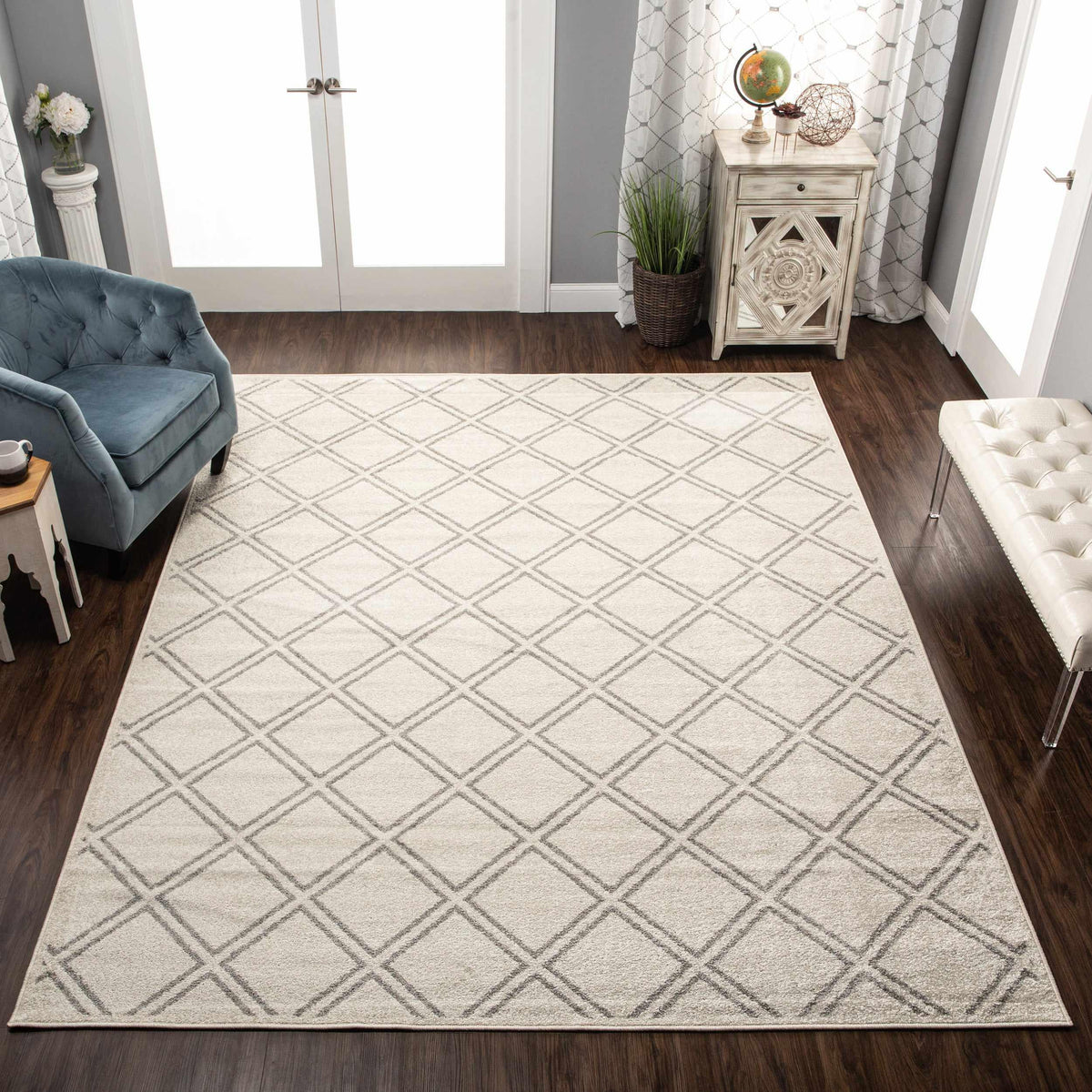 Hanleigh Modern Geometric Diamond Lattice Indoor Area Rug