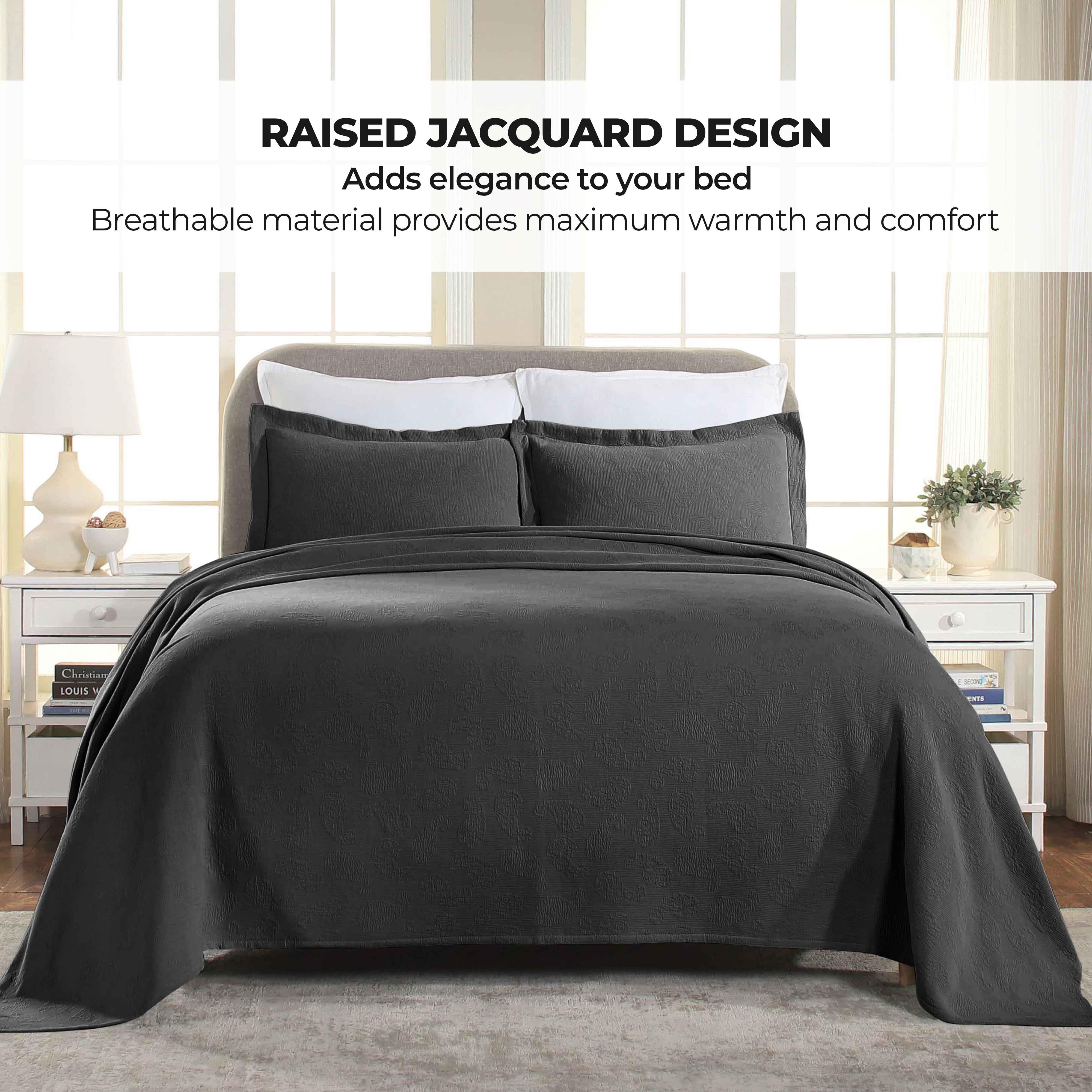 Jacquard Matelassé Paisley Cotton Bedspread Set