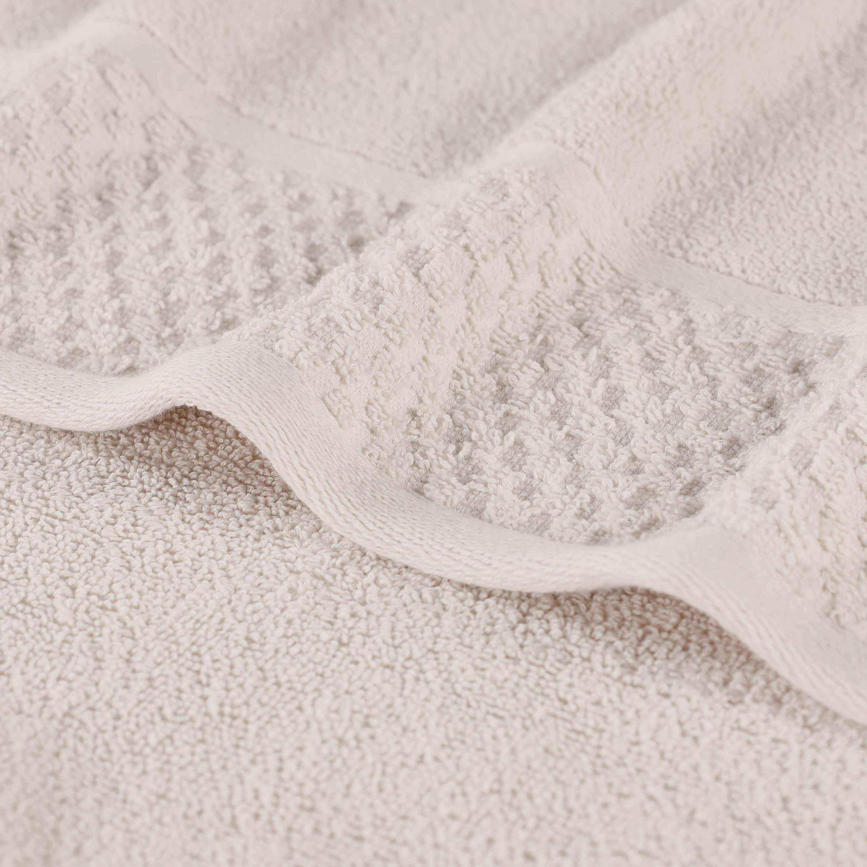 Lodie Cotton Jacquard Solid and Two-Toned 12 Piece Assorted Towel Set