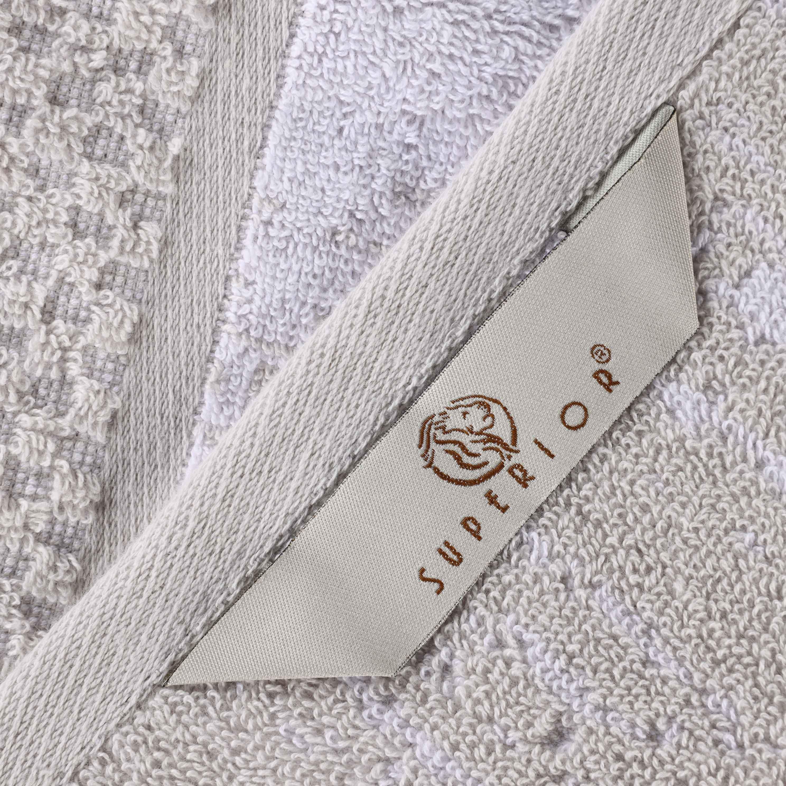 Lodie Cotton Jacquard Solid and Two-Toned 8 Piece Assorted Towel Set
