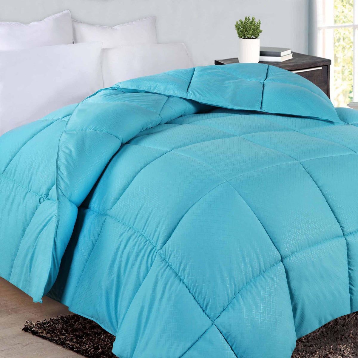 Monochrome Basketweave Plush Microfiber Down Alternative Comforter