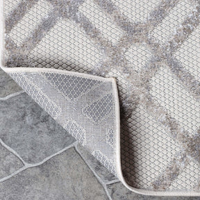 Paxson Geometric Diamond Lattice Indoor Outdoor Area Rug