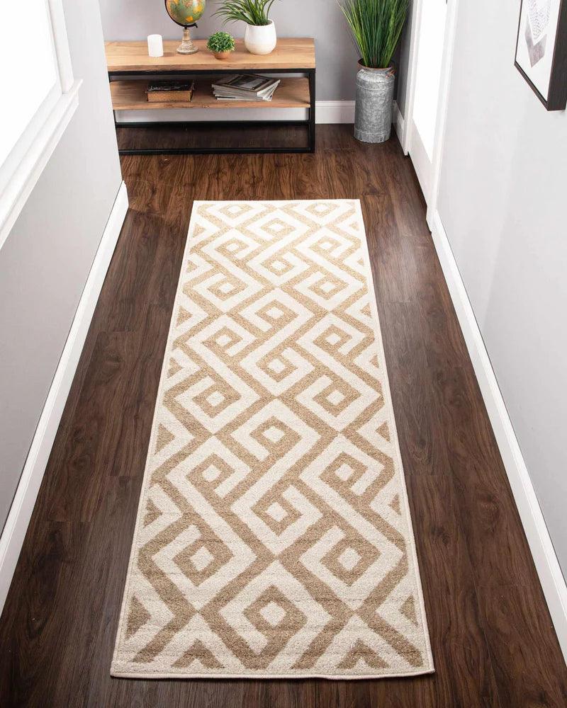 Saxton Geometric Diamond Indoor Large Area Rugs Or Runner Rug