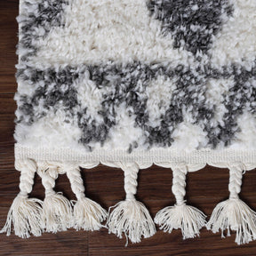 Serafina Boho Tribal Geometric Indoor Shag Area Rug with Tassels