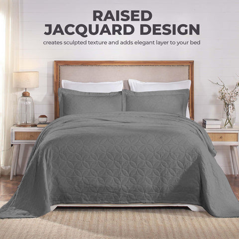 Lightweight Cotton Bedspread Sets 3-Piece Serenity Wedding Ring Jacquard Matelassé