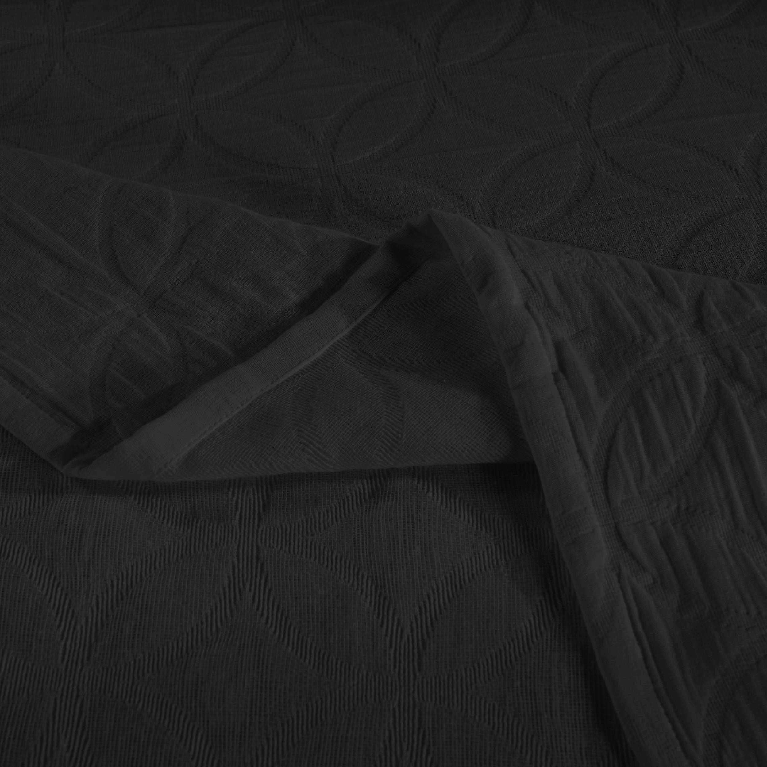 Serenity Cotton Matelasse Celtic Circle Airy Bedspread Set
