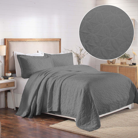 Lightweight Cotton Bedspread Sets 3-Piece Serenity Wedding Ring Jacquard Matelassé